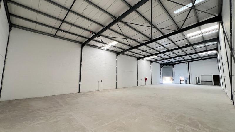 To Let commercial Property for Rent in Killarney Gardens Western Cape